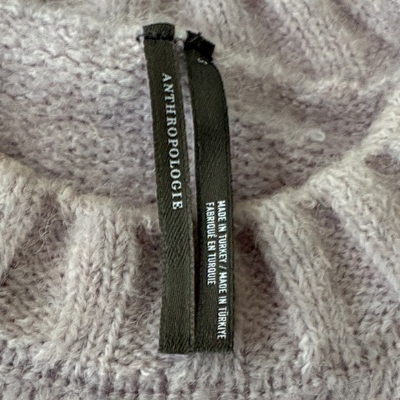 Anthropologie: The Cline Chunky Crewneck Sweater, size  Small. Colour is Lilac - Picture 5 of 12